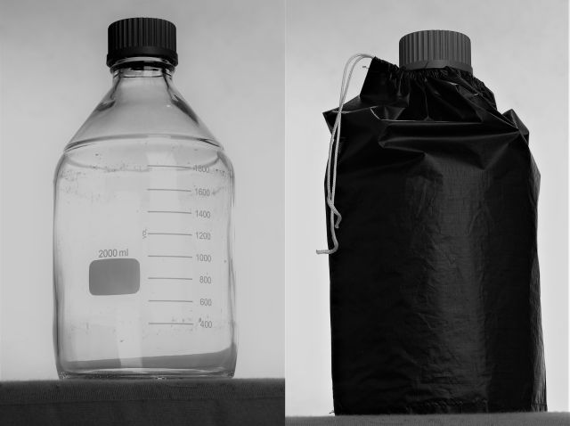 Beispielhafte Flaschen Lichtschutz